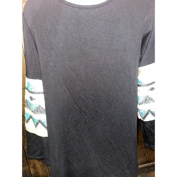 Black Long Sleeve Top with Aztec Sequence Design Lilypad Size S (Plus Size) - Picture 3 of 9